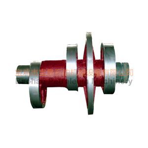 Tuščiaviduris alkūninis velenas purvo siurbliui